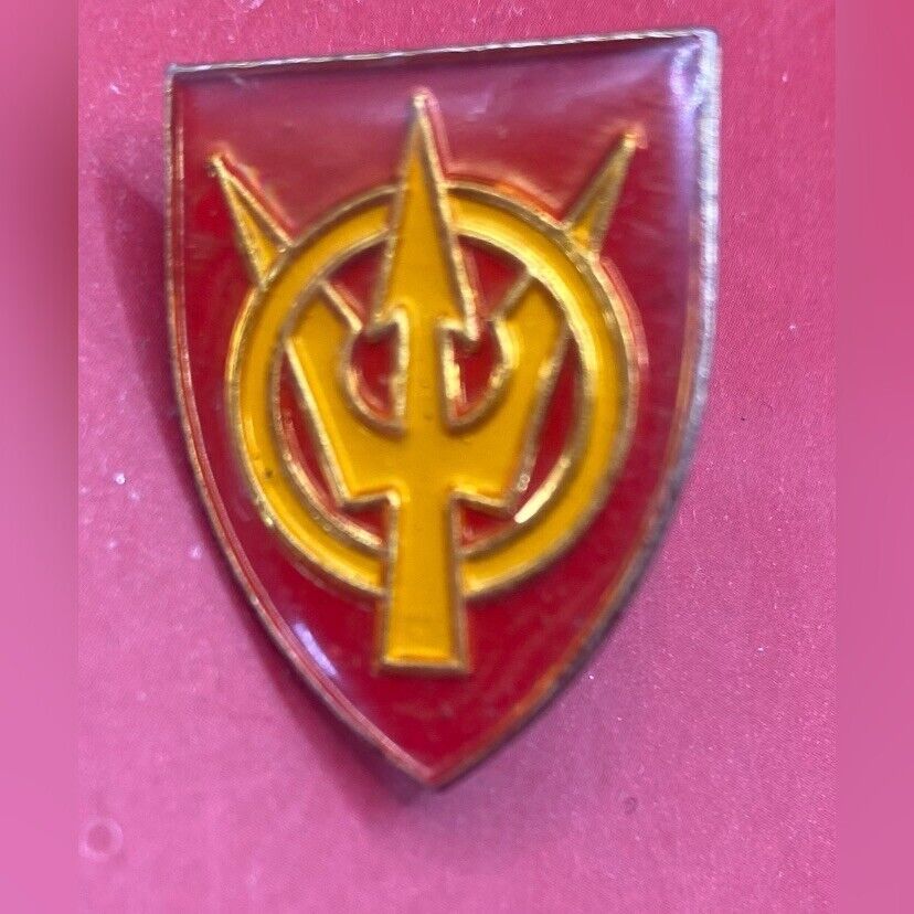 Vintage Us Army Transportation Command Pin